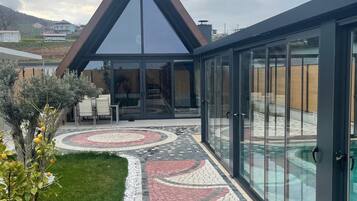 Comfort Bungalow, Pool View | Perincian bahagian luar