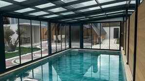 Bungalow Confort, vue piscine | Piscine | Piscine couverte, piscine extérieure
