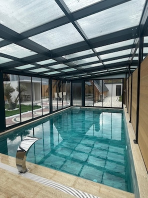 Comfort Bungalow, Pool View | Kolam renang | Kolam renang tertutup, kolam renang terbuka 