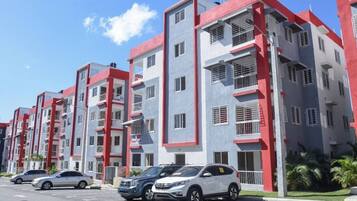 Apartment, 3 Bedrooms, Balcony | Exterior
