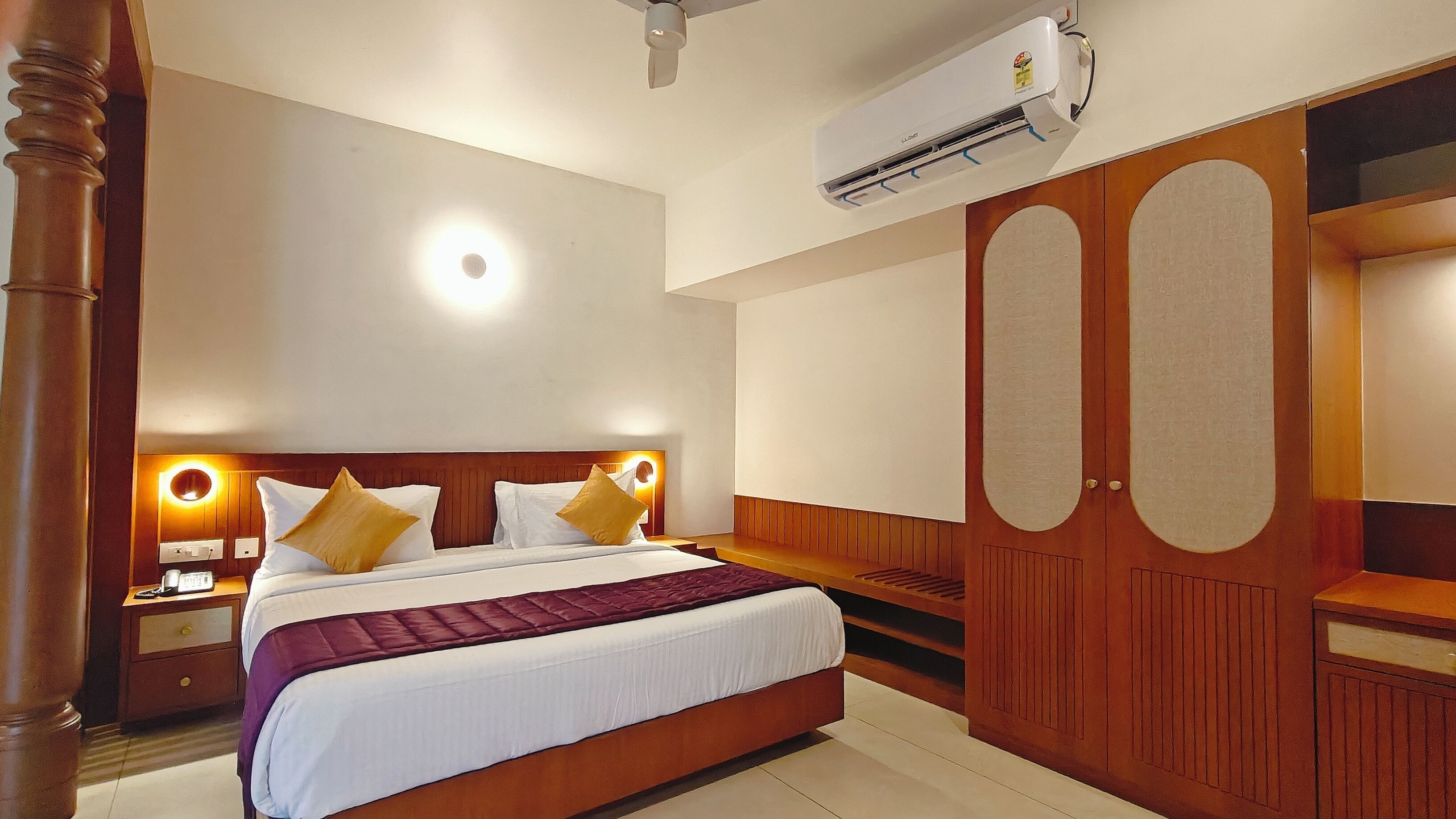 In-room safe, desk, laptop workspace, blackout drapes