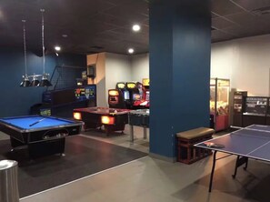 Spielezimmer