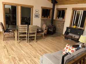 Interior - Best View in Fairplay (Fairplay)
