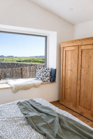2 habitaciones, cuna de viaje, wifi y ropa de cama 