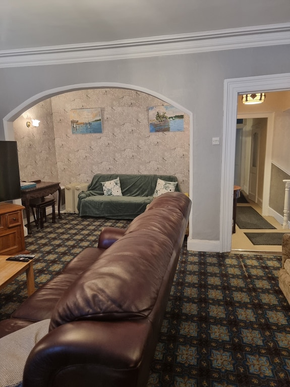 Lovely 5-bedroom House In Tipperary Perfect For Family And Group Getaways - Tipperary