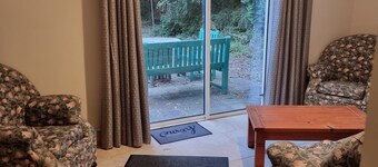 Lovely 5-bedroom house in Tipperary perfect for family and group getaways