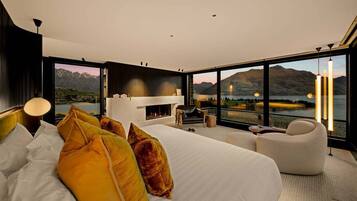 6 bedrooms, iron/ironing board, bed sheets