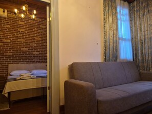 Unclassified image, 5 of 29, button - Ali Paşa Konağı Sarıyer (Istanbul)