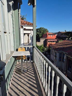 Family Condo, Balcony, City View | Outdoor dining - Ali Paşa Konağı Sarıyer (İstanbul)