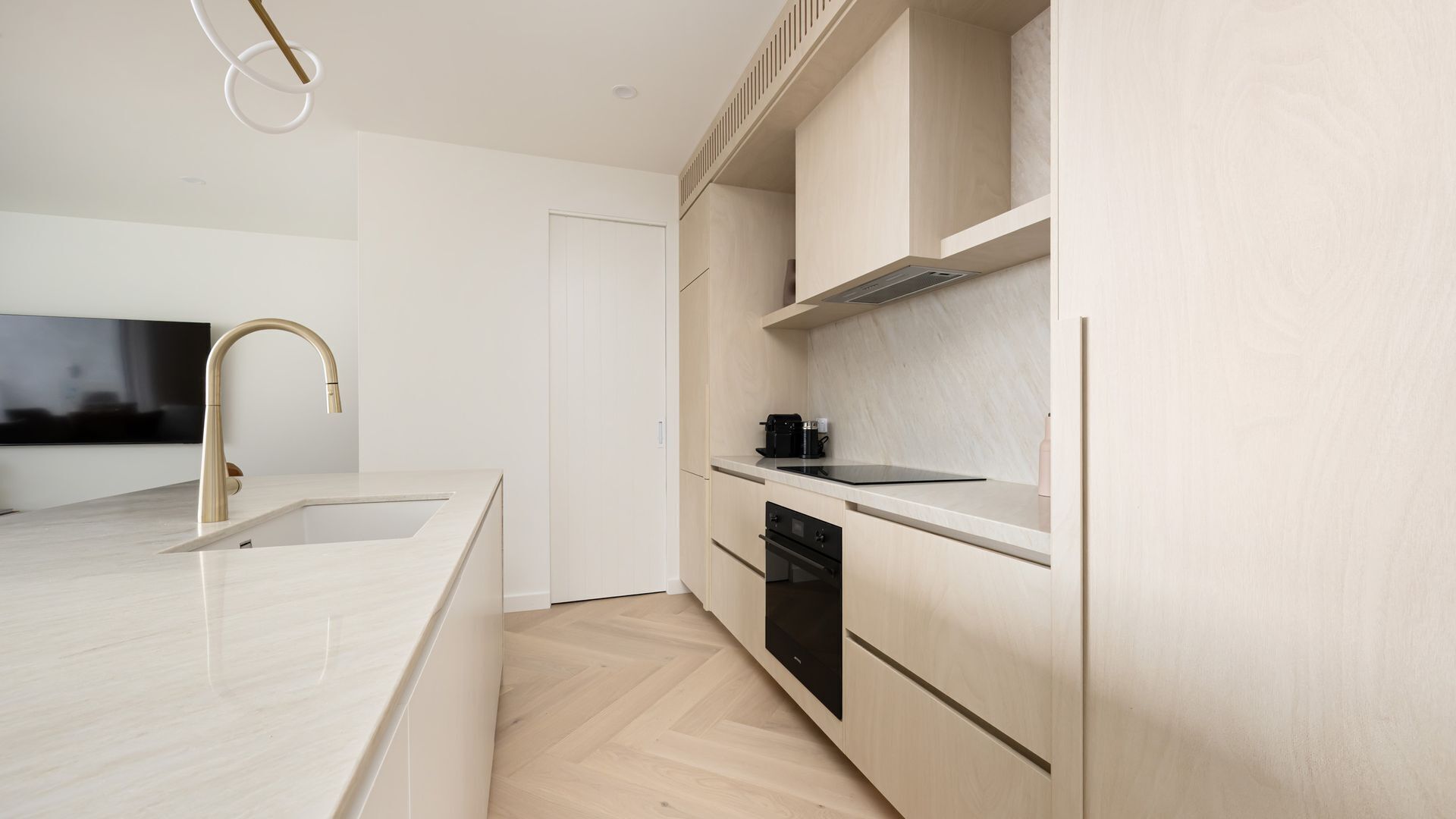 Kühlschrank, Ofen, Herdplatte, Geschirrspüler