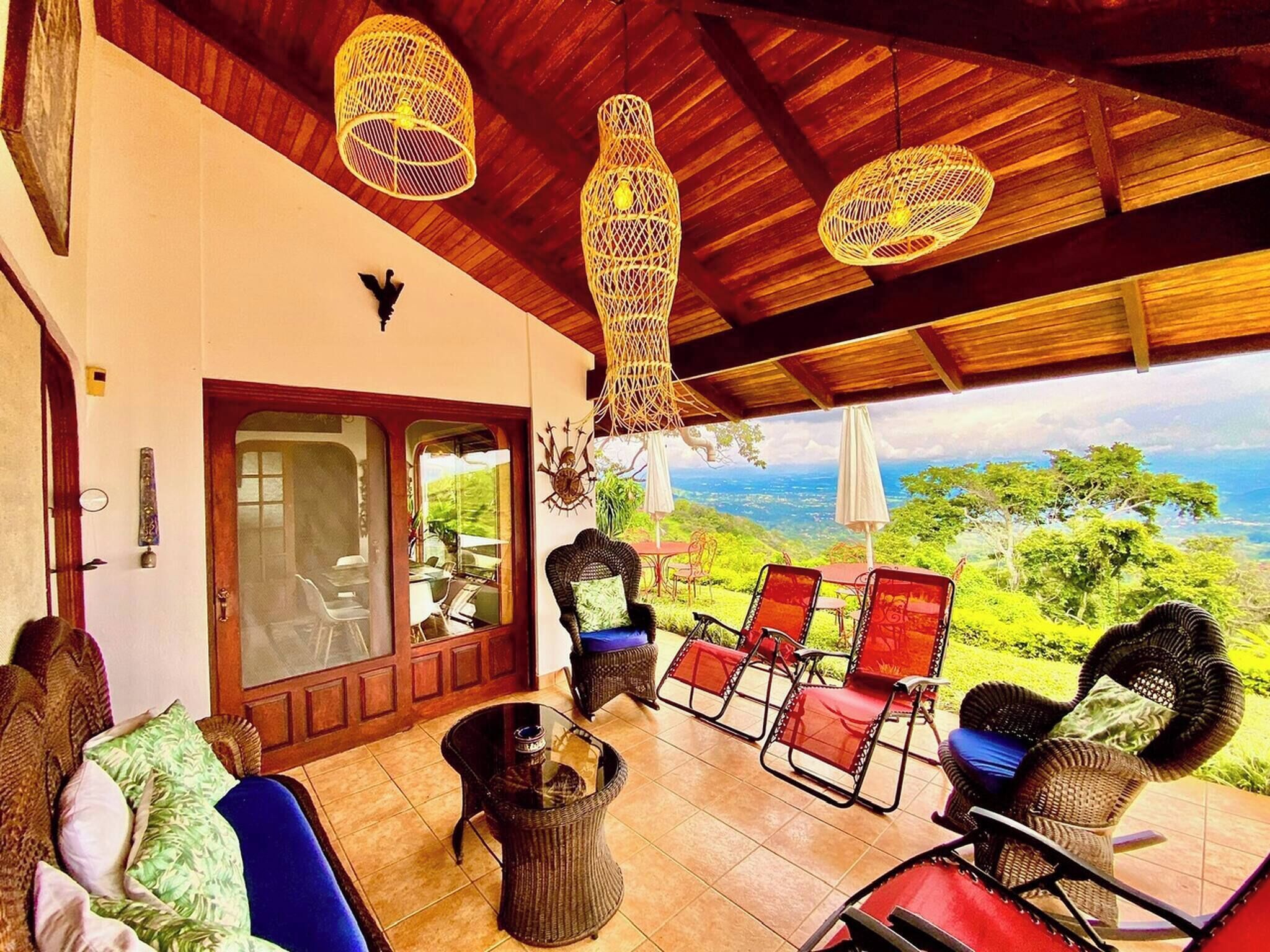 Villa, 4 Bedrooms, Private Pool | Living room | Books