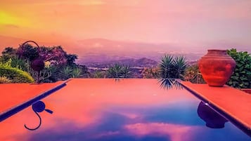 Villa, 4 habitaciones, piscina privada | Piscina | Una piscina al aire libre