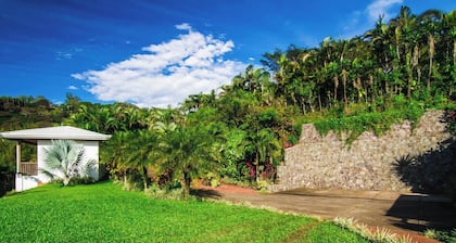 Private Mountain Casita With Garden View