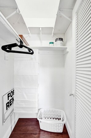 Dúplex básico, baño en la habitación | 2 habitaciones 