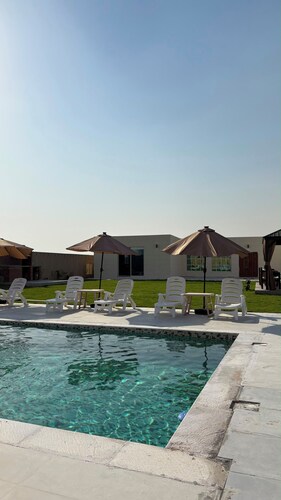 Adorable 2-bedroom farmhouse with AC in charming Al Ain