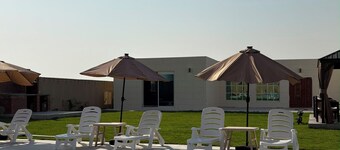 Adorable 2-bedroom farmhouse with AC in charming Al Ain