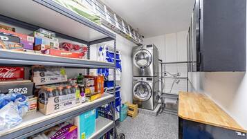 Deluxe House, Private Bathroom, Canal View | Miscellaneous