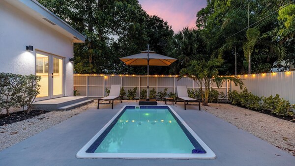 Al Mare By Avantstay Private Pool + Firepit + Beach Gear Mass Arts District, Near Beach - Caribbean