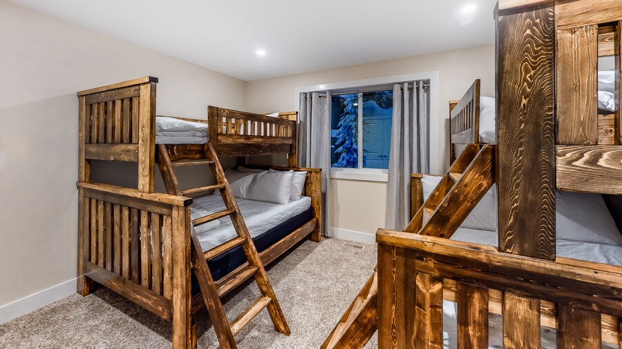 The Getaway at Feathertop
