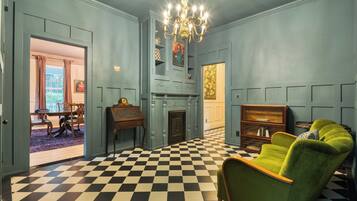House (Multiple Bedrooms) | Interior