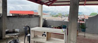 VACATION HOME WITH EASY ACCESS TO TOURIST ATTRACTIONS IN THE HEART OF THE AMAZON