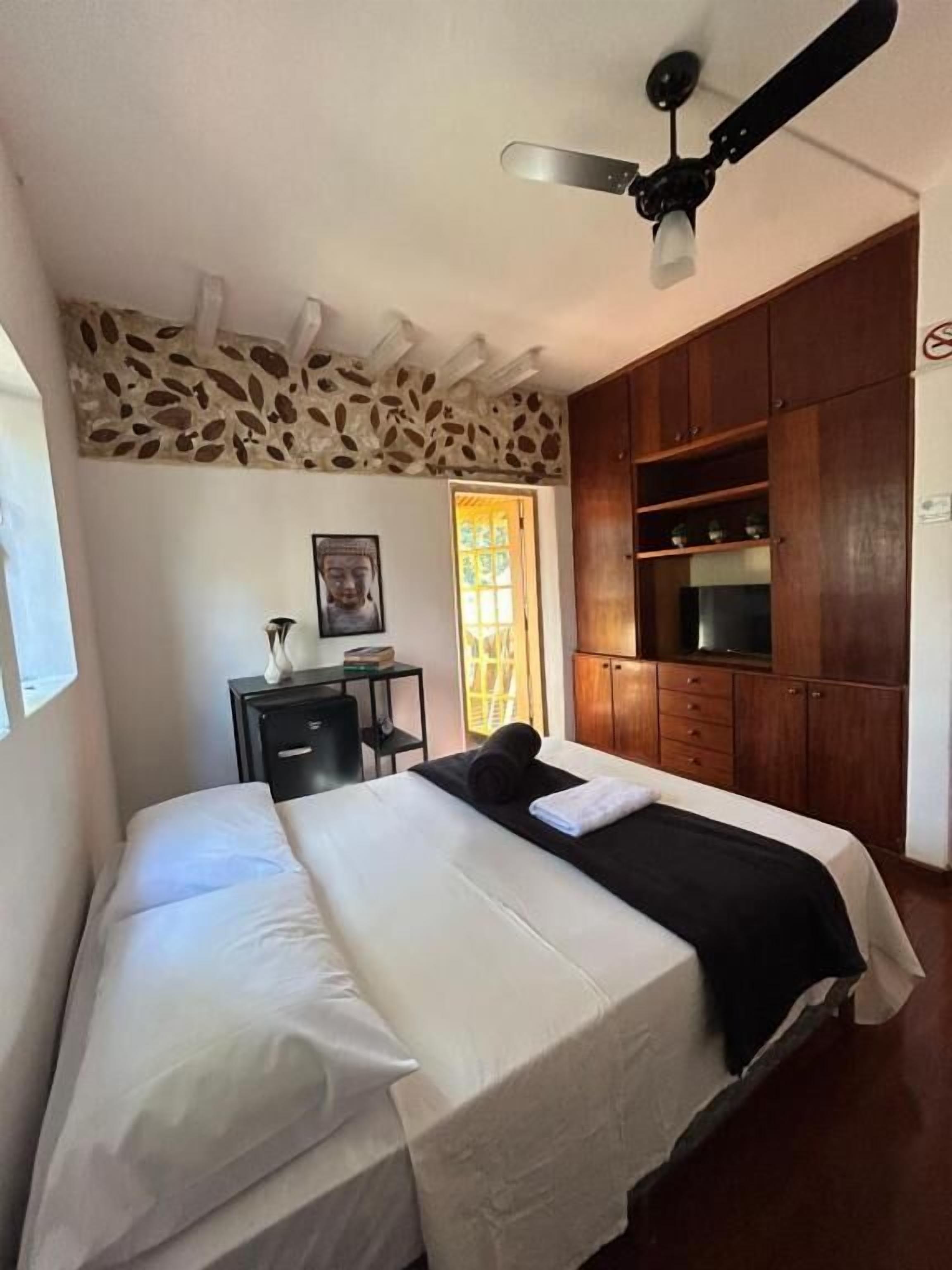 Suite, vistas al jardín | Wifi gratis