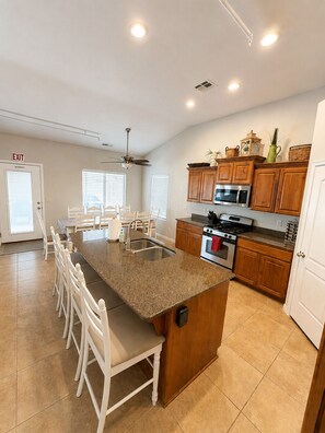 Private kitchen