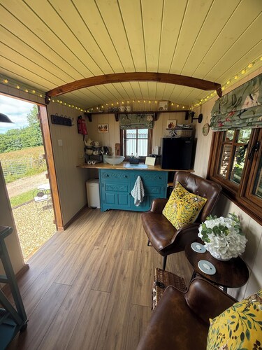 Where luxury meets farm life in rural Wales yet close to amenitie.