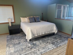 3 chambres, fer et planche à repasser, Wi-Fi gratuit, draps fournis