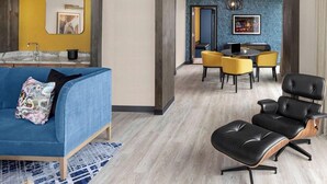 Unclassified image, 4 of 6, button - Delightful hotel suites in Memphis with fitness room and AC (Memphis)