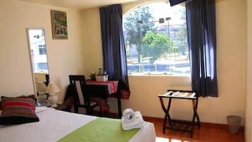 Desk, laptop workspace, free WiFi