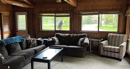 Lake Michigan Retreat Beach Access • Fire Pit •