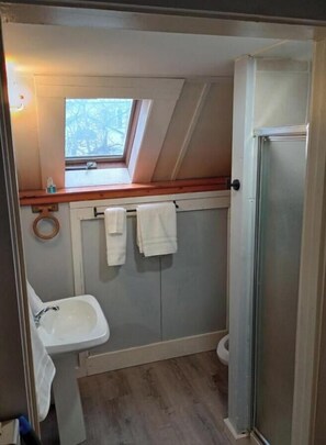 Towels, soap, toilet paper