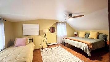 5 bedrooms, WiFi, bed sheets
