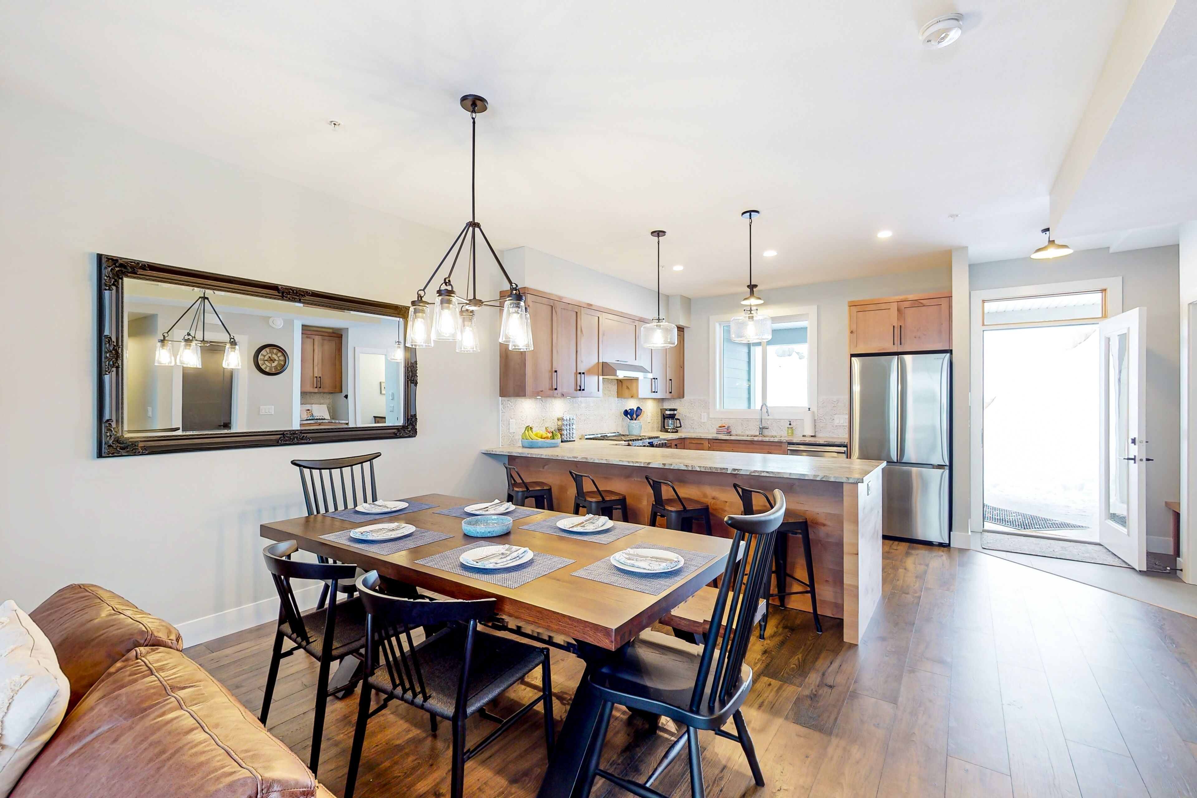 House | Dining