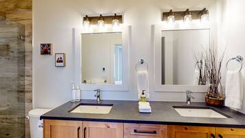 House | Bathroom
