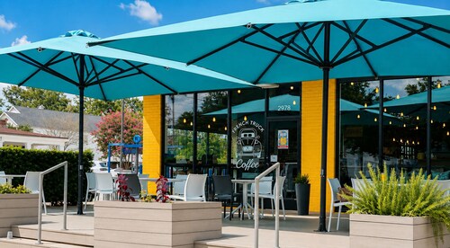 Vibrant Mid-City Oasis Minutes to LSU and Downtown