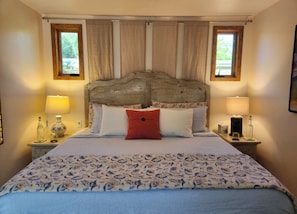Room - Walk-to-wine-country or chill in tranquility & comfort @ Floribunda Gardens (Los Olivos)