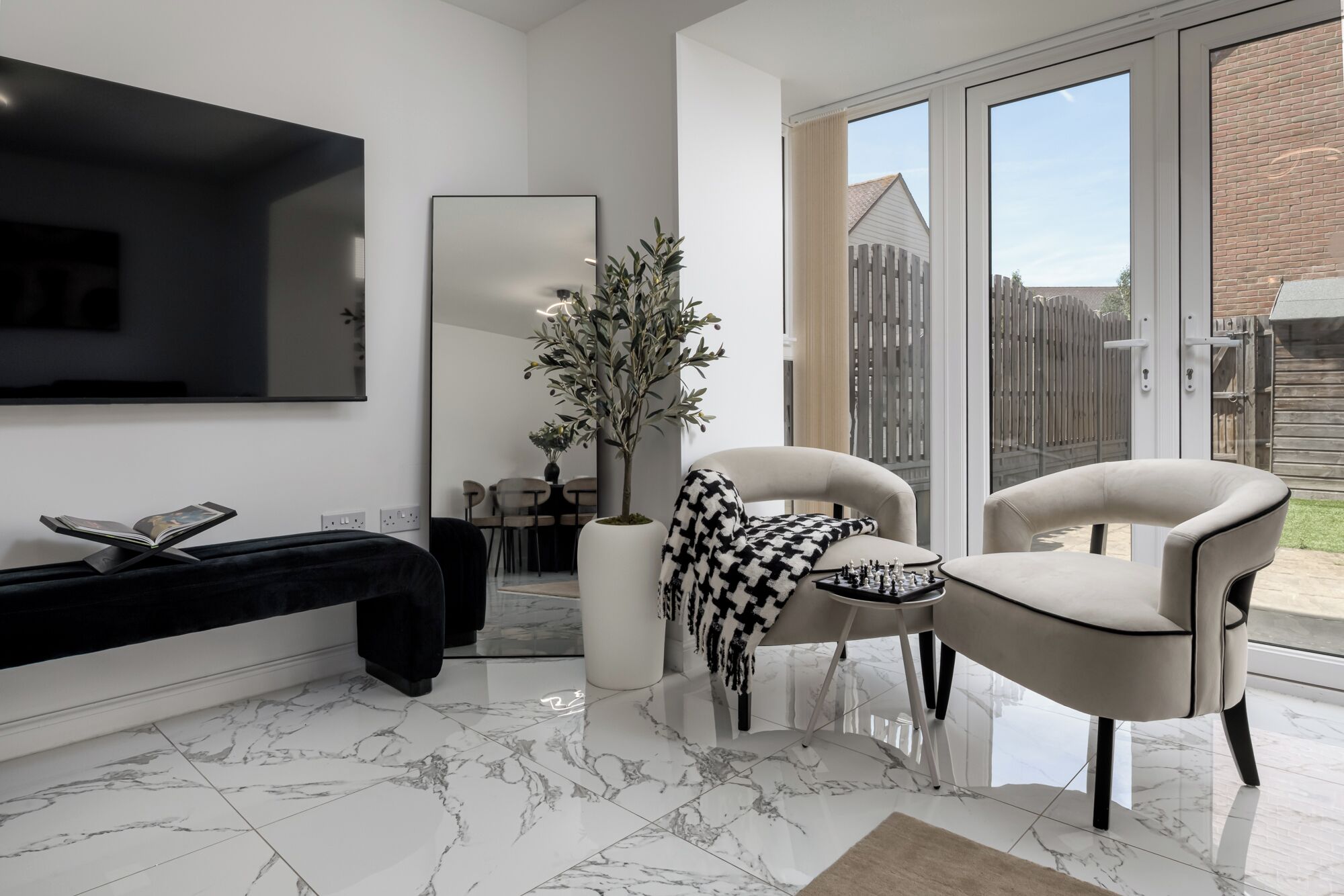 Smart TV, offices