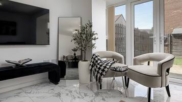 Smart TV, offices