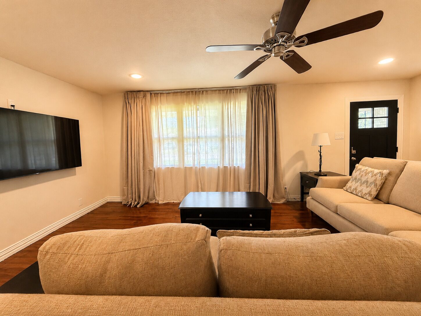 Spacious 4br Home · Open Kitchen-dining · Covered Patio · Sleeps 8 - Rowlett, TX