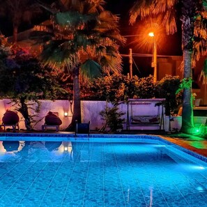 Zimmer, 1 Schlafzimmer, Raucher, Balkon | Pool