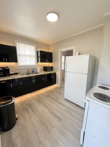 Historic Hideaway in Vibrant Riverview 8 Min From Downtown