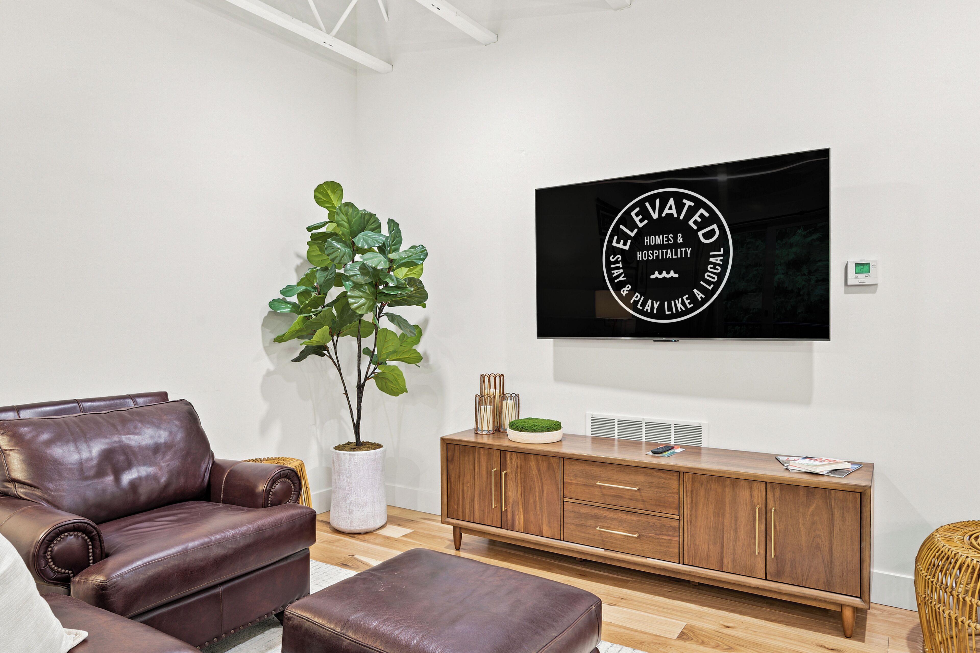 Smart TV, stereo