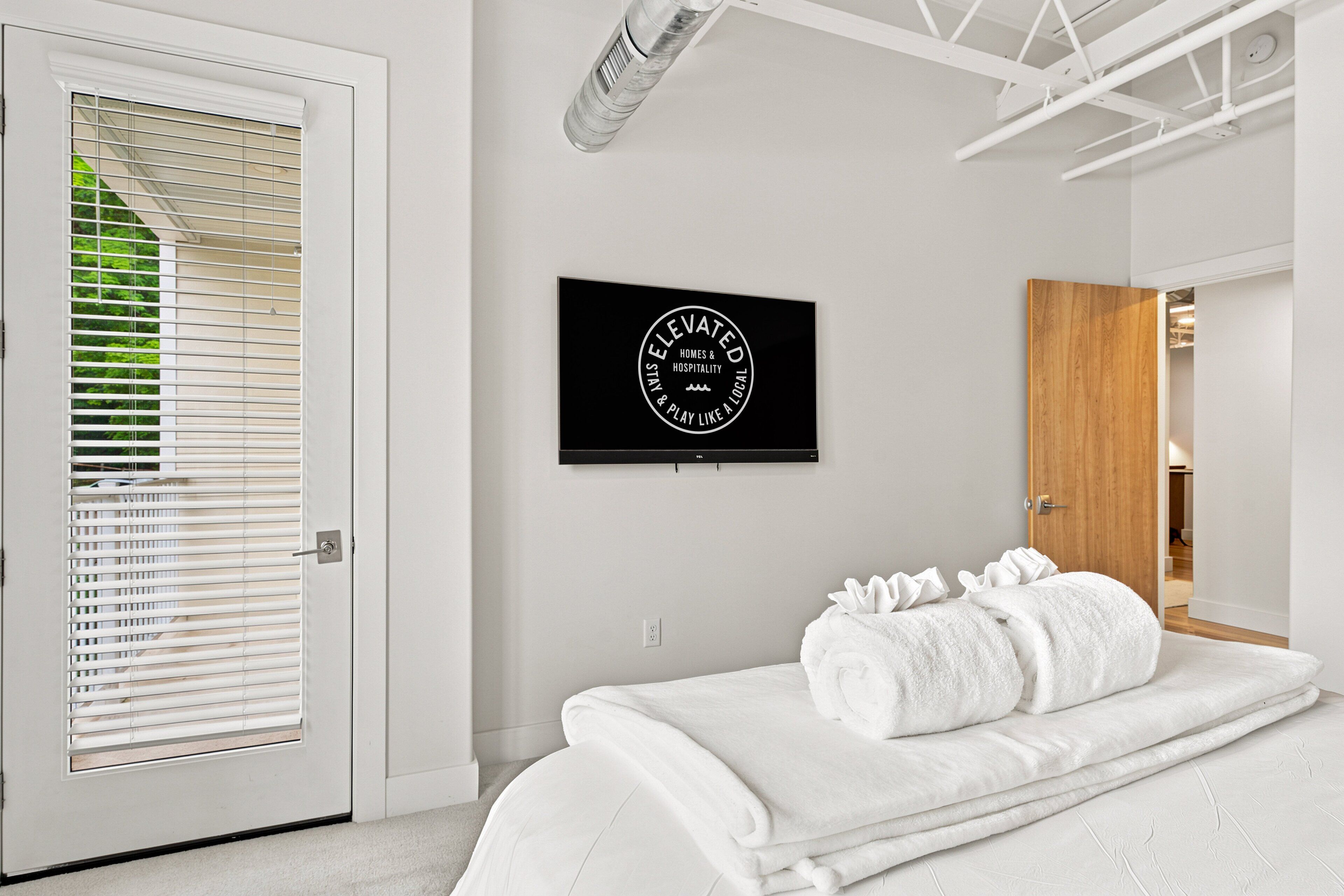 2 bedrooms, iron/ironing board, WiFi (free), bed sheets