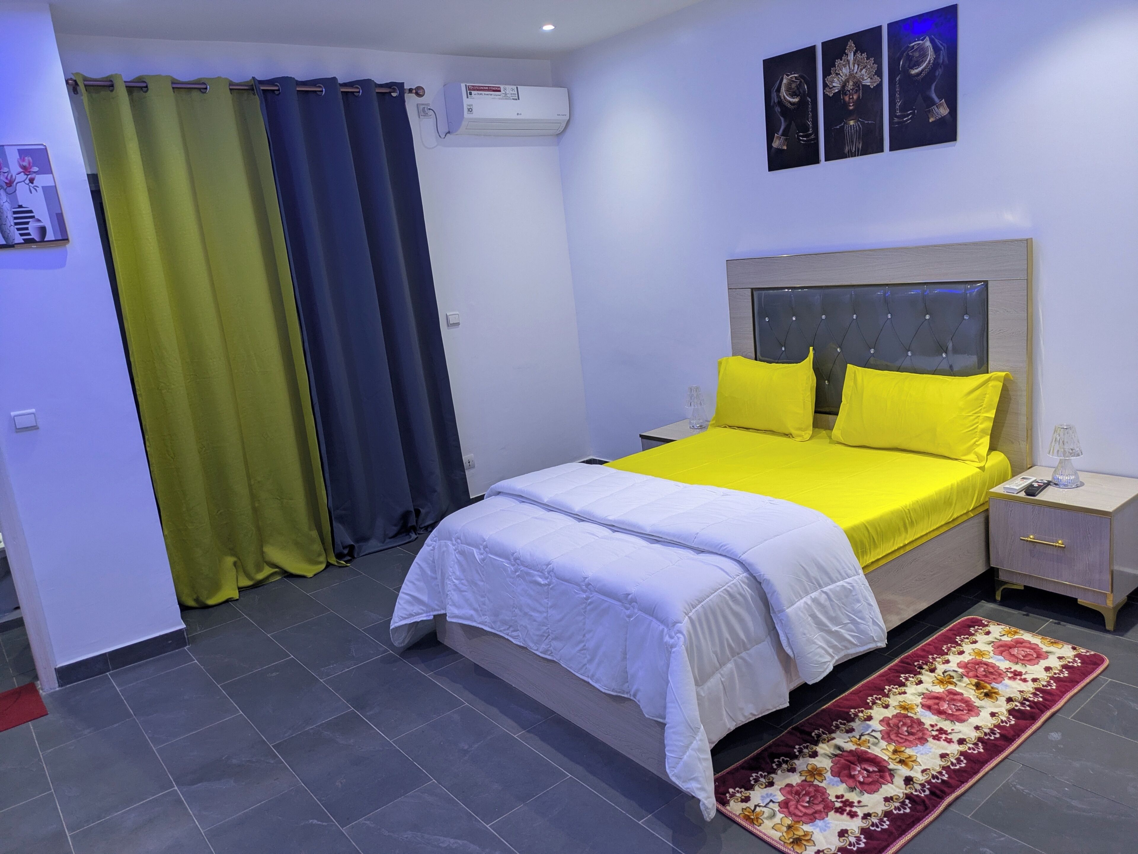 Chambre Deluxe double, balcon | Rideaux d’obscurcissement, accès au Wi-Fi (inclus)