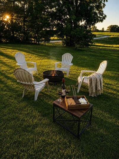 Cozy Tiny Home with Country Sunsets and a Firepit