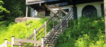 Charming Woodland Cabin – Comfort Meets Nature