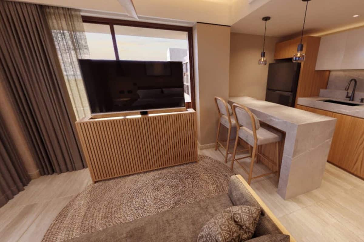 Premium bedding, laptop workspace, WiFi (free), bed sheets