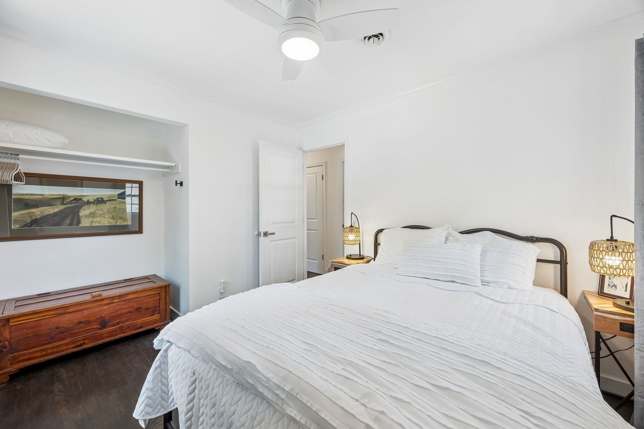 4 habitaciones, tabla de planchar con plancha y wifi gratis 
